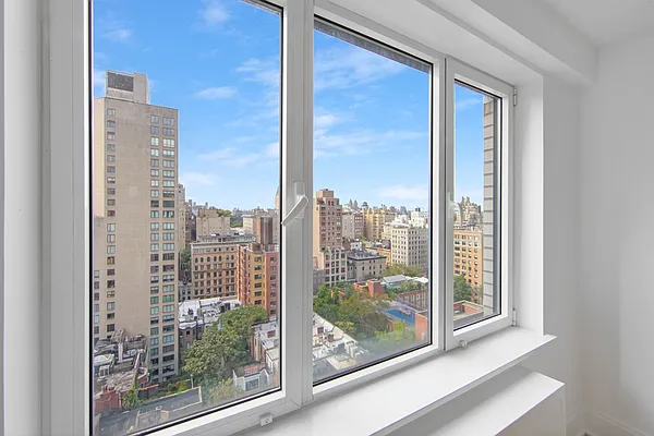 Rented by Stonehenge NYC LLC | media 25