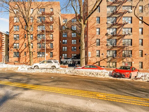 2244 Bronx Park E APT 1H, Bronx, NY 10467