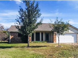 3904 Windwood Cir, Bryan, TX 77802