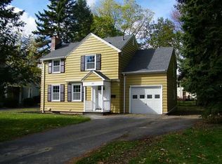 285 Varinna Dr, Rochester, NY 14618