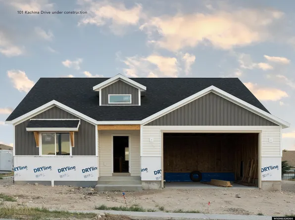 101 Kachina Dr, Evanston, WY 82930
