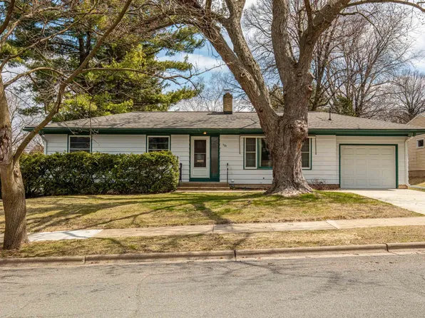 529 Hilltop Dr, Madison, WI 53711