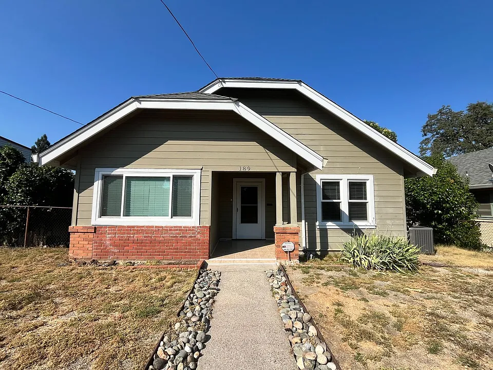 189 College Way