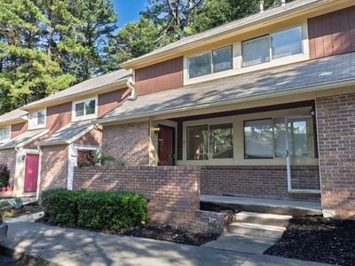 43 Country Place Ct, Alpharetta, GA, 30005