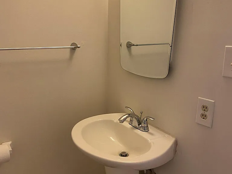 1644 Barnstead Dr — Photo 17