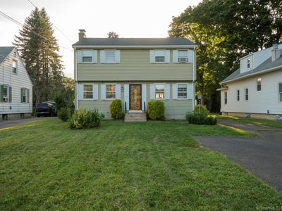 789 Oak St, East Hartford, CT, 06118