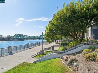 2803 Regatta Dr, Oakland, CA 94601