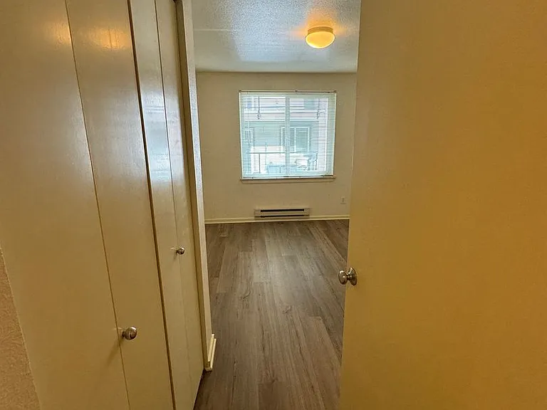 6th Ave Apartments — Photo 65