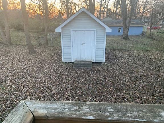 3rd image of 1309 Edgecombe Ave