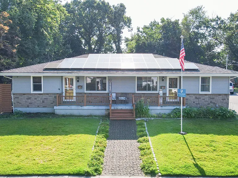 63 Home Ave — Photo 1