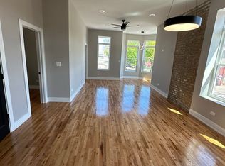 1901 W 47th St #2F, Chicago, IL 60609