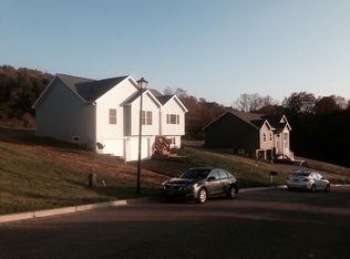 18 Country Trl, Binghamton, NY 13905