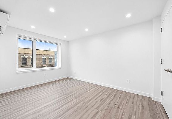 2nd image of 152 W 140th St APT 3B