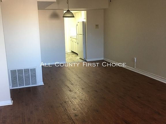 5th image of 911 Washington Ave APT 217