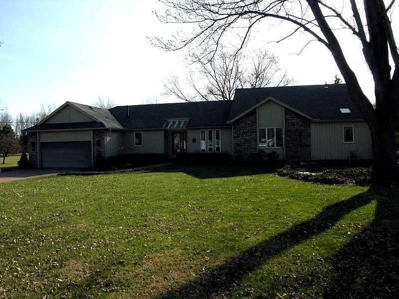 2nd image of 1111 Ottawa Dr