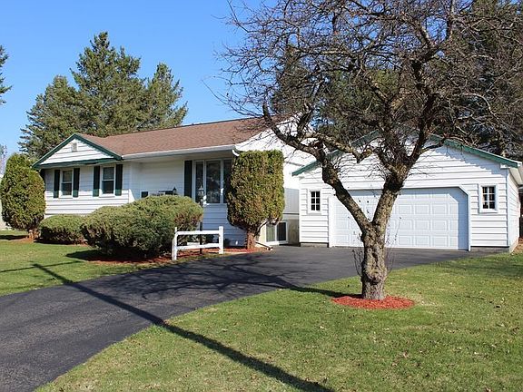 4th image of 835 Lamont Cir