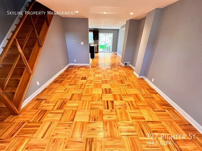327 Righter St — Photo 4