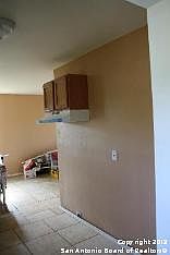 4th image of 228 E County Road 5718