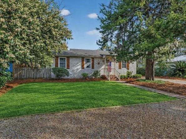 7 Stewart Ave, Saint Simons Island, GA 31522