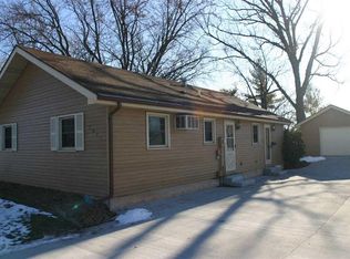 1011 Taft Ave, Oshkosh, WI 54902