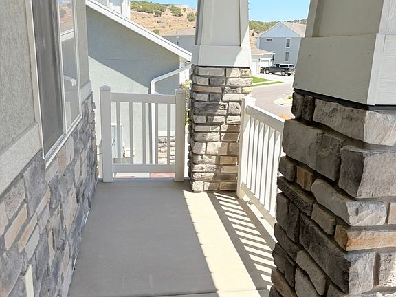 2nd image of 2693 E Gambel Oaks Dr