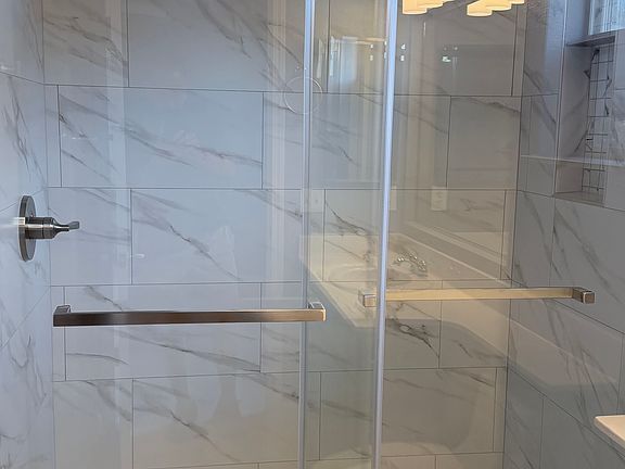 Newly Remodeled All Bathrooms