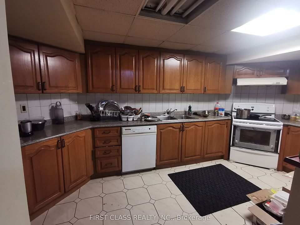 2nd image of 324 Winfield Ter #Basement