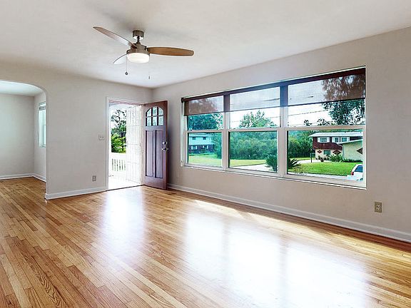 4th image of 217 Baisden Rd