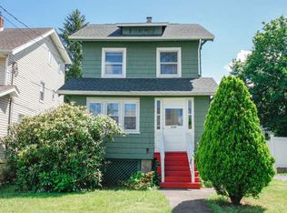 294 Highwood St, Teaneck, NJ 07666