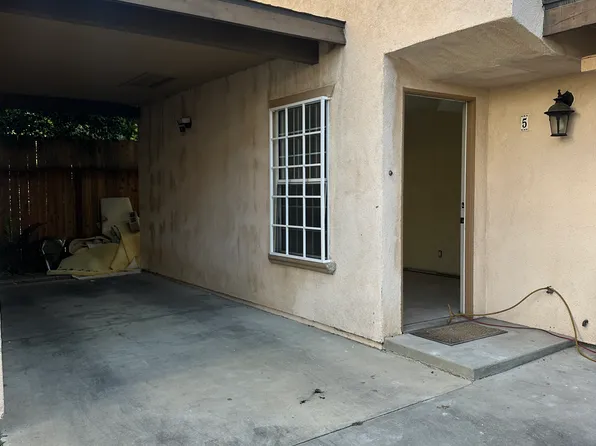 2210 S Hobart Blvd #5, Los Angeles, CA 90018