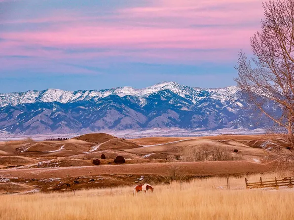 13013 Little Holland Rd, Manhattan, MT 59741