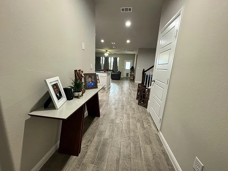 2300 Raleigh Point Dr — Photo 8