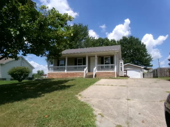 935 Granny White Rd, Clarksville, TN 37040