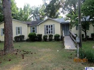 1121 Tynes St, Dillon, SC 29536