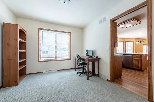 2922 Maple Run Dr — Photo 14