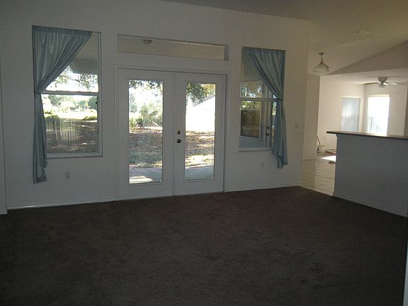 3rd image of 5920 Country Club Dr