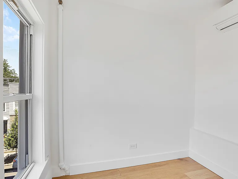 1 Webster Pl #3 — Photo 11
