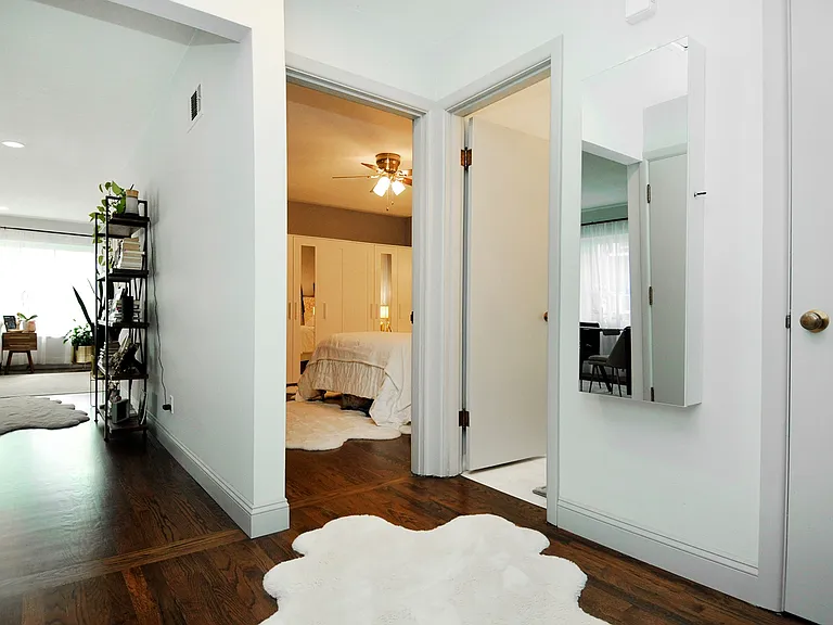 4912 Jamieson Ave #2 — Photo 15