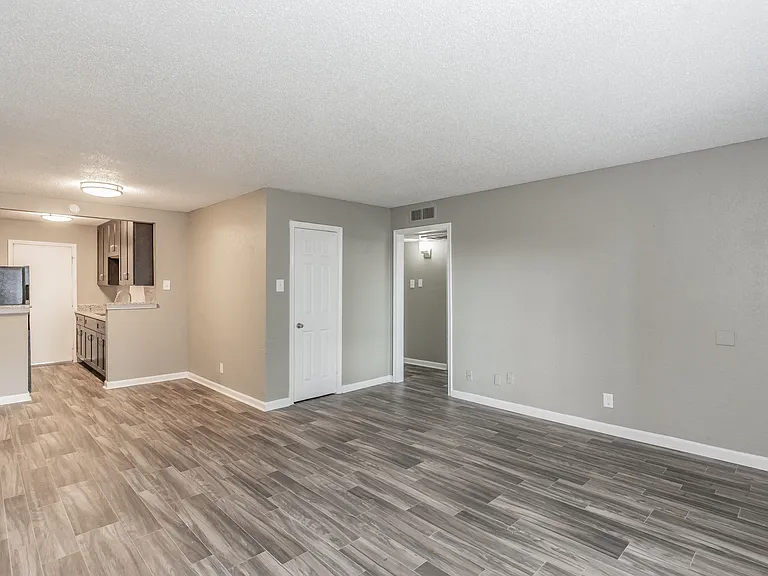 Chapel Creek Apartments — Photo 73