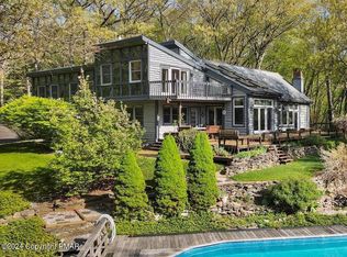 141 Glass Ln, Stroudsburg, PA 18360