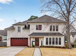 430 Greystone Rd, Charlotte, NC 28209