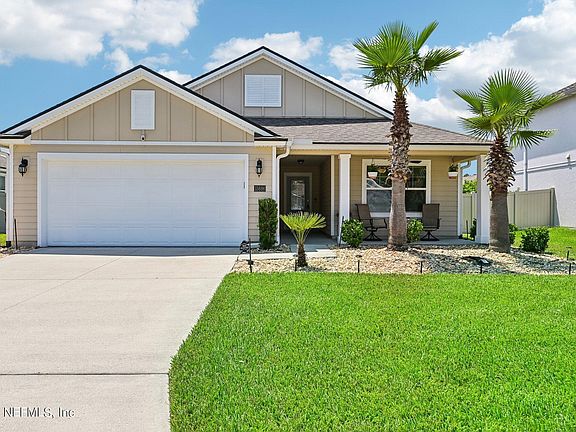 5th image of 15686 CHIR PINE Drive