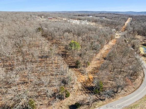 16454 N Fred Smith Rd, Tahlequah, OK 74464