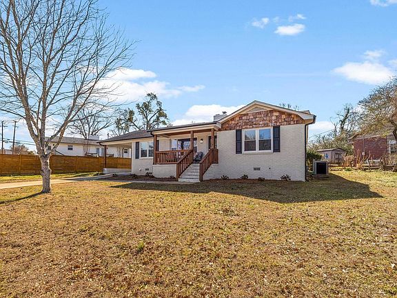 3rd image of 7 Hardale Ln