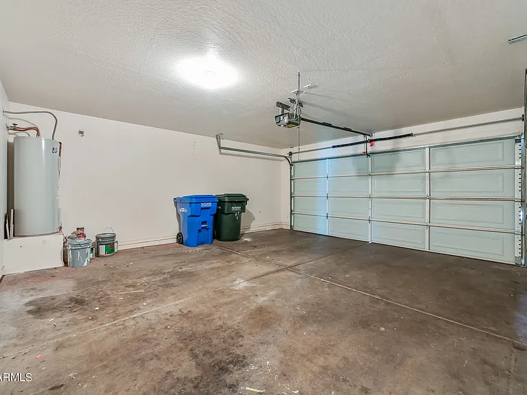 2607 E Anderson Dr — Photo 26