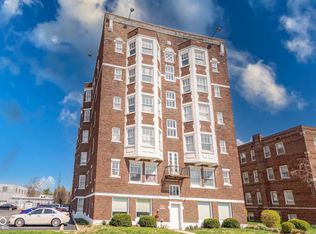 230 E 9th St APT 502, Indianapolis, IN 46204