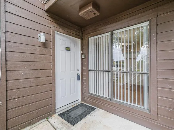 6633 W Airport Blvd APT 807, Houston, TX 77035