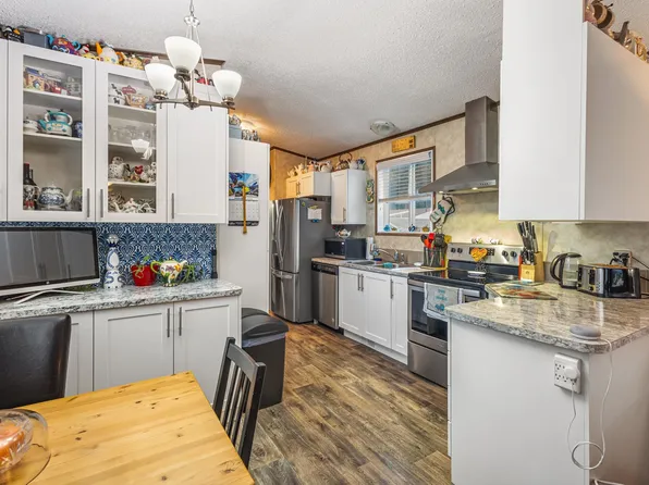 3942 Columbia Valley Rd #18, Fraser Valley, BC V2R 5B3