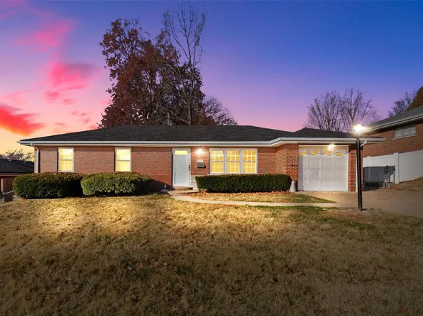 9625 Labette Dr, Saint Louis, MO 63123