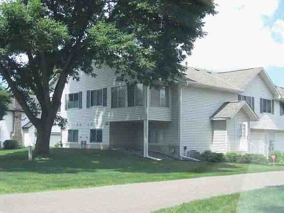 2nd image of 3716 Gershwin Ln N